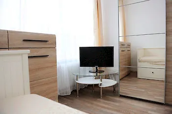 Christie Apartahotel 3*