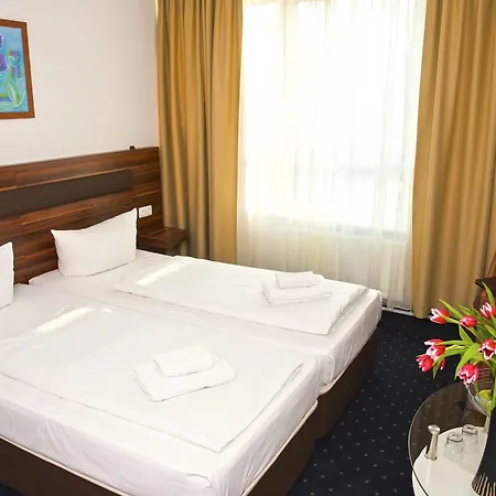 Apartahotel Christie 3*