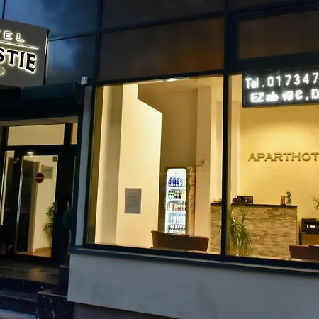 Christie Apartahotel