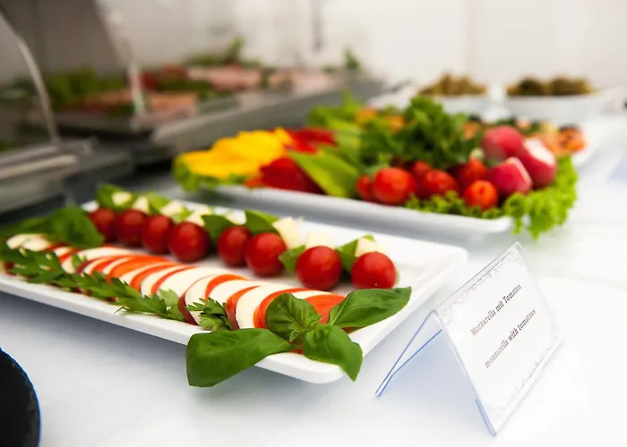 Christie 3* برلين